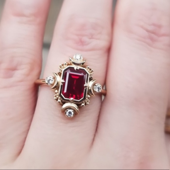 Vintage 14k Gold Ruby & White Sapphire Stars & Moons Goddess Ring - Picture 3 of 13